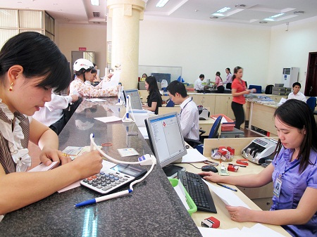 Khách hàng của PCSL có thể thanh toán tiền điện, cước viễn thông Điện lực qua ATM hoặc tài khoản ngân hàng